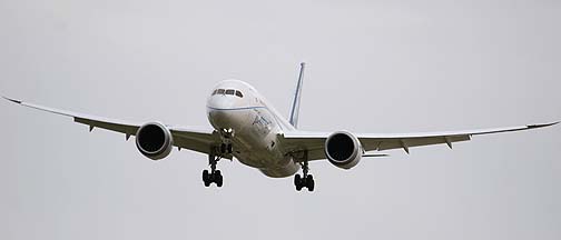 Boeing 787-8 N787ZA, Mesa-Gateway, November 11, 2011